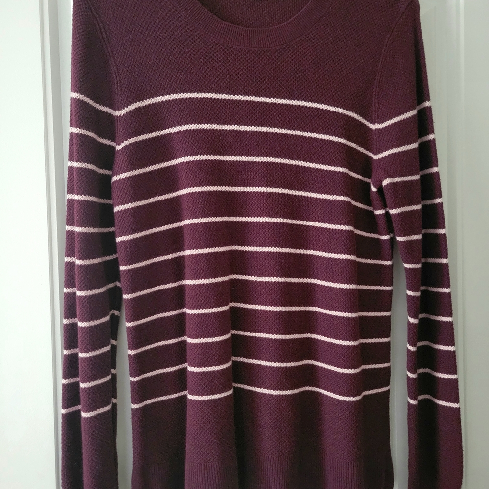 GAP Women's Sweater in Burgandy and Light Pink Stripes